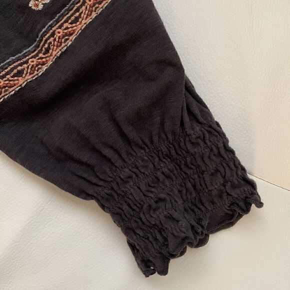 American Eagle Embroidered Off The Shoulder Top  Size M - Picture 9 of 9